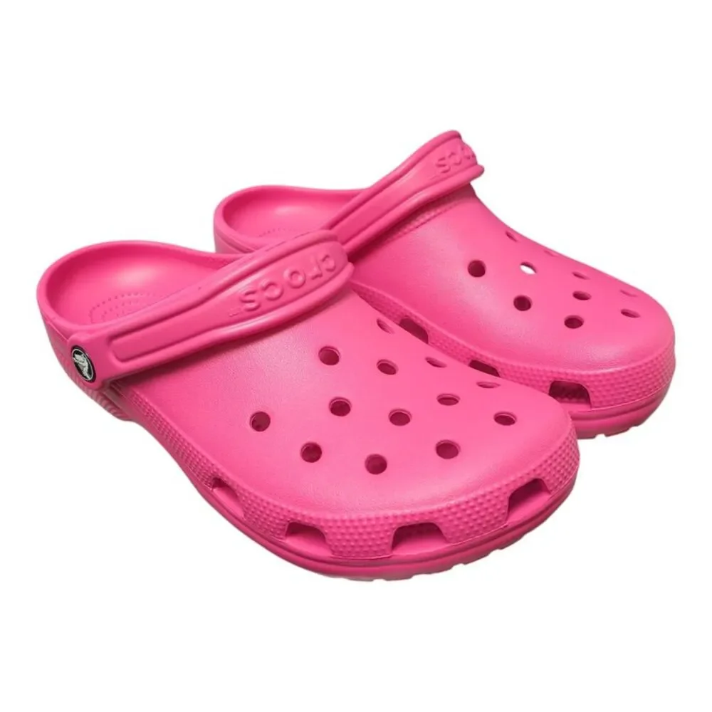 CROCS Classic Clog in Bright Pink/Dragonfruit